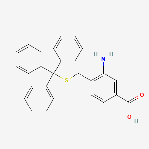 molecular formula C27H23NO2S B8527183 3-Amino-4-{[(triphenylmethyl)sulfanyl]methyl}benzoic acid CAS No. 623902-45-4