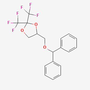 B8555979 4-[(Diphenylmethoxy)methyl]-2,2-bis(trifluoromethyl)-1,3-dioxolane CAS No. 51125-55-4