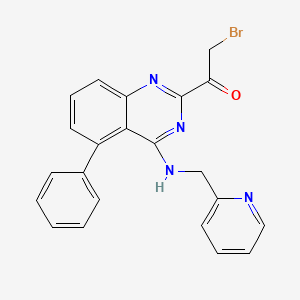 molecular formula C22H17BrN4O B8562686 2-Bromo-1-(5-phenyl-4-(pyridin-2-ylmethylamino)quinazolin-2-yl)ethanone 