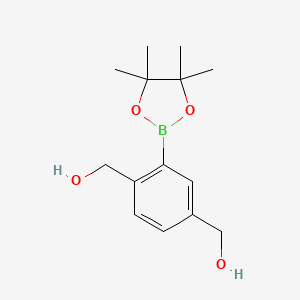 (2-(4,4,5,5-Tetramethyl-1,3,2-dioxaborolan-2-yl)-1,4-phenylene)dimethanol