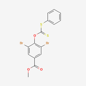 molecular formula C15H10Br2O3S2 B8648511 Methyl 3,5-dibromo-4-{[(phenylsulfanyl)carbonothioyl]oxy}benzoate 