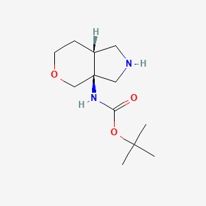 molecular formula C12H22N2O3 B8650752 tert-Butyl ((3aS,7aR)-hexahydropyrano[3,4-c]pyrrol-3a(4H)-yl)carbamate 