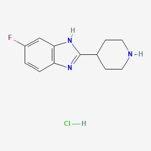 molecular formula C12H15ClFN3 B8650970 6-fluoro-2-(piperidin-4-yl)-1H-1,3-benzodiazole hydrochloride 