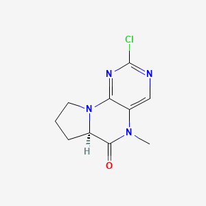 molecular formula C10H11ClN4O B8672784 (R)-2-Chloro-5-methyl-6a,7,8,9-tetrahydropyrrolo[2,1-h]pteridin-6(5H)-one 