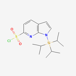 molecular formula C16H25ClN2O2SSi B8690757 1-[tris(propan-2-yl)silyl]-1H-pyrrolo[2,3-b]pyridine-6-sulfonylchloride 