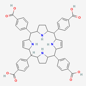 molecular formula C48H48N4O8 B8702833 4-[10,15,20-Tris(4-carboxyphenyl)-1,2,3,4,5,6,9,10,11,12,13,14,15,16,19,20,21,22,23,24-icosahydroporphyrin-5-yl]benzoic acid 