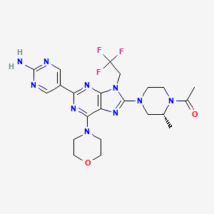 molecular formula C22H27F3N10O2 B8731621 5-{8-[(3R)-4-Acetyl-3-methylpiperazin-1-yl]-6-morpholin-4-yl-9-(2,2,2-trifluoroethyl)-9H-purin-2-yl}pyrimidin-2-amine 