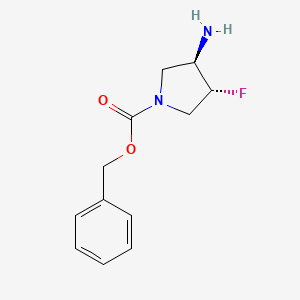 molecular formula C12H15FN2O2 B8744643 benzyl (3R,4R)-3-amino-4-fluoropyrrolidine-1-carboxylate 