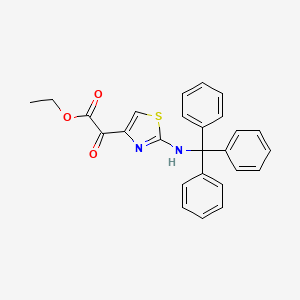 molecular formula C26H22N2O3S B8758666 Ethyl 2-oxo-2-(2-(tritylamino)thiazol-4-yl)acetate 