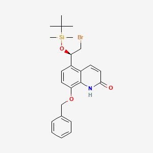 molecular formula C24H30BrNO3Si B8760045 (R)-8-(benzyloxy)-5-(2-bromo-1-((tert-butyldimethylsilyl)oxy)ethyl)quinolin-2(1H)-one 