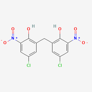 molecular formula C13H8Cl2N2O6 B8761331 1,1-Bis(5-chloro-2-hydroxy-3-nitrophenyl)methane 