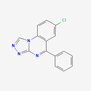 molecular formula C15H9ClN4 B8789540 7-Chloro-5-phenyl-[1,2,4]triazolo[4,3-a]quinazoline 