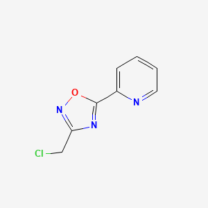 molecular formula C8H6ClN3O B8797520 2-[3-(Chloromethyl)-1,2,4-oxadiazol-5-yl]pyridine 