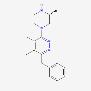 molecular formula C18H24N4 B8799956 (R)-3-Benzyl-4,5-dimethyl-6-(3-methylpiperazin-1-yl)pyridazine 