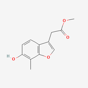 molecular formula C12H12O4 B8801331 Methyl 2-(6-hydroxy-7-methylbenzofuran-3-yl)acetate 