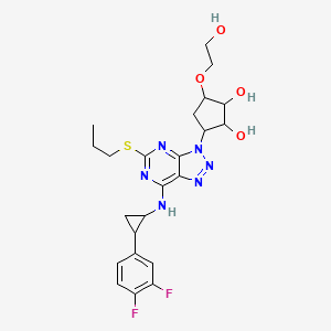 molecular formula C23H28F2N6O4S B8812661 3-[7-{[2-(3,4-difluorophenyl)cyclopropyl]amino}-5-(propylsulfanyl)-3H-[1,2,3]triazolo[4,5-d]pyrimidin-3-yl]-5-(2-hydroxyethoxy)cyclopentane-1,2-diol 